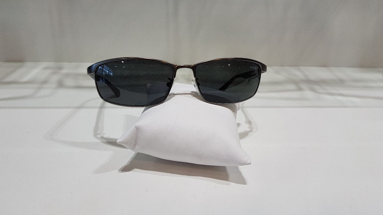 LUNETTES DE SOLEIL POLICE