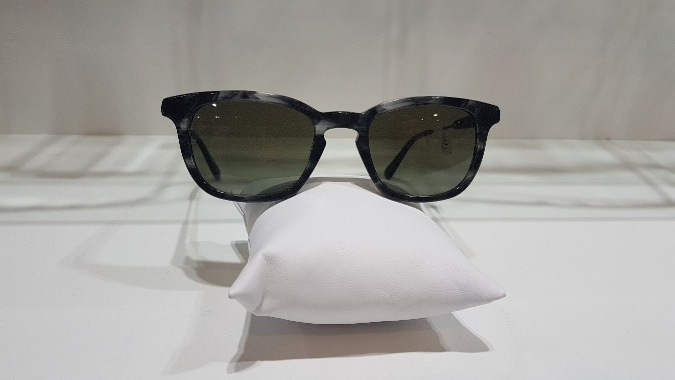 LUNETTES DE SOLEIL FACONNABLE