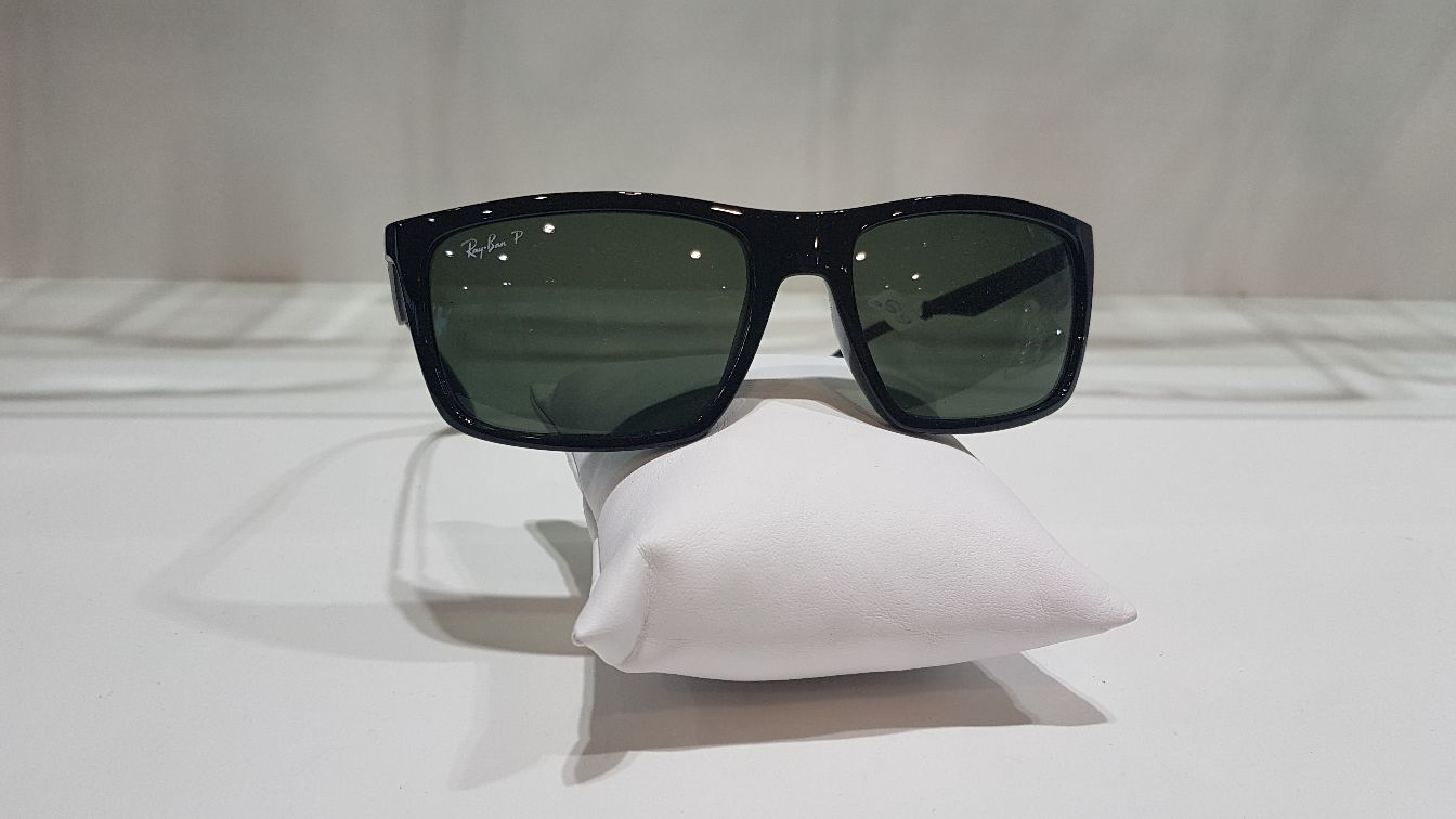 LUNETTES DE SOLEIL RAY BAN