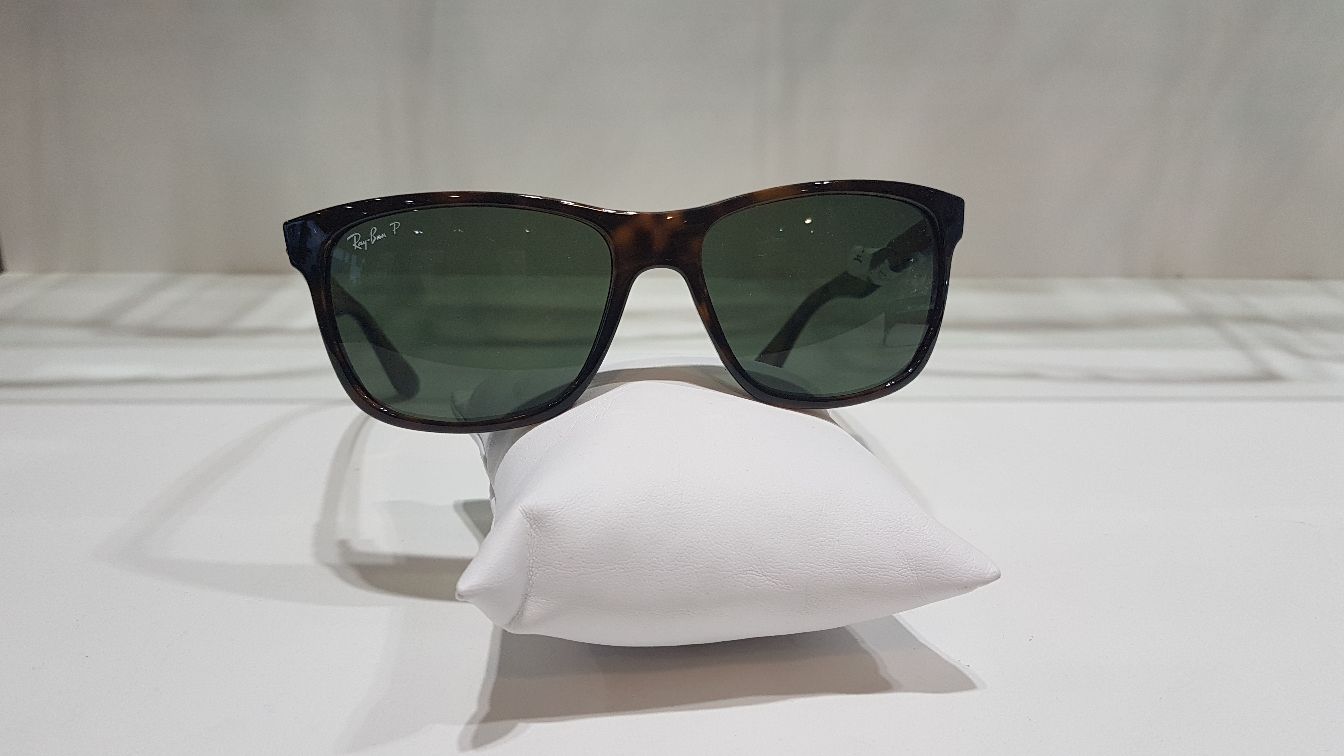 LUNETTES DE SOLEIL RAY BAN