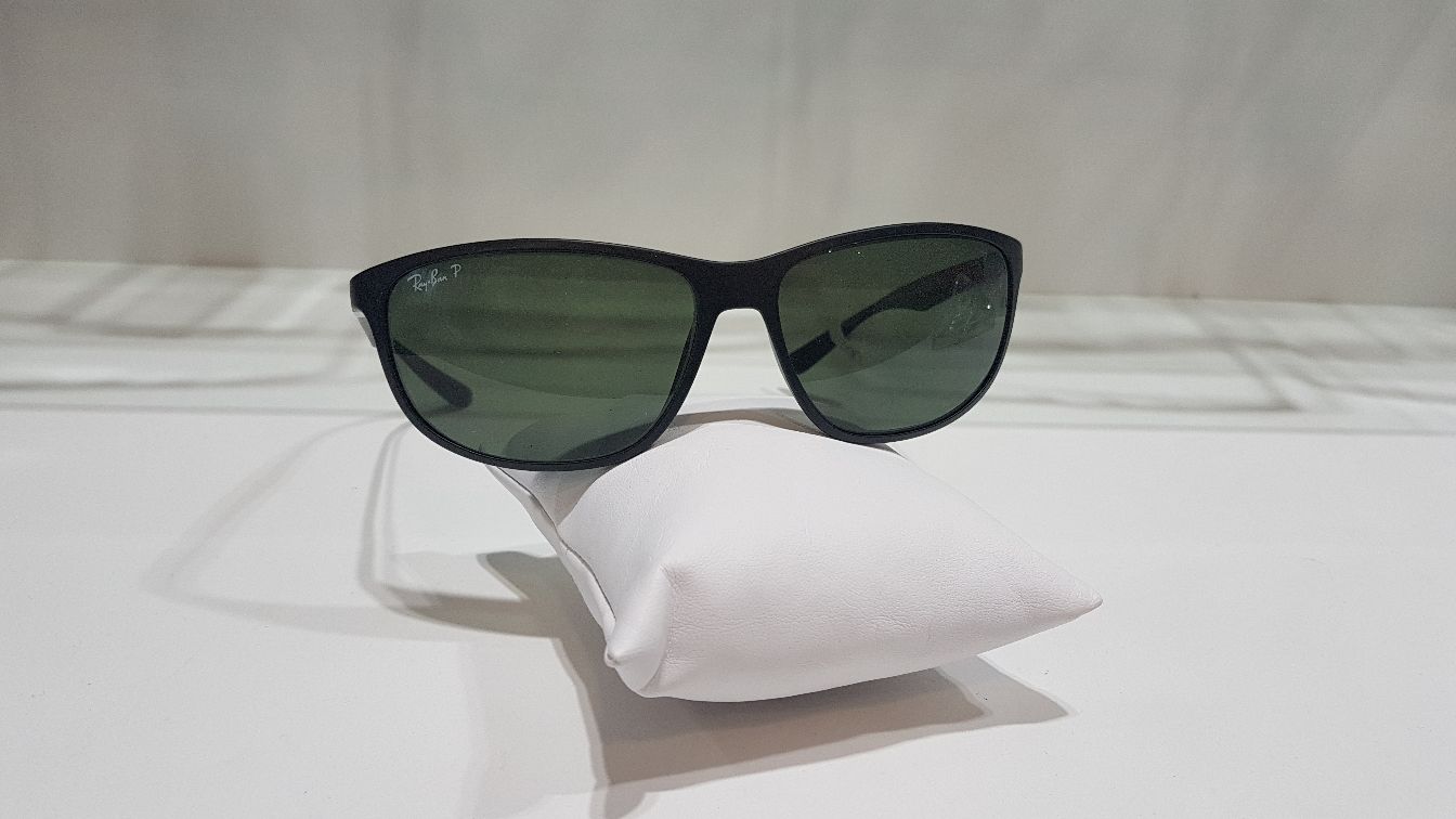 LUNETTES DE SOLEIL RAY BAN