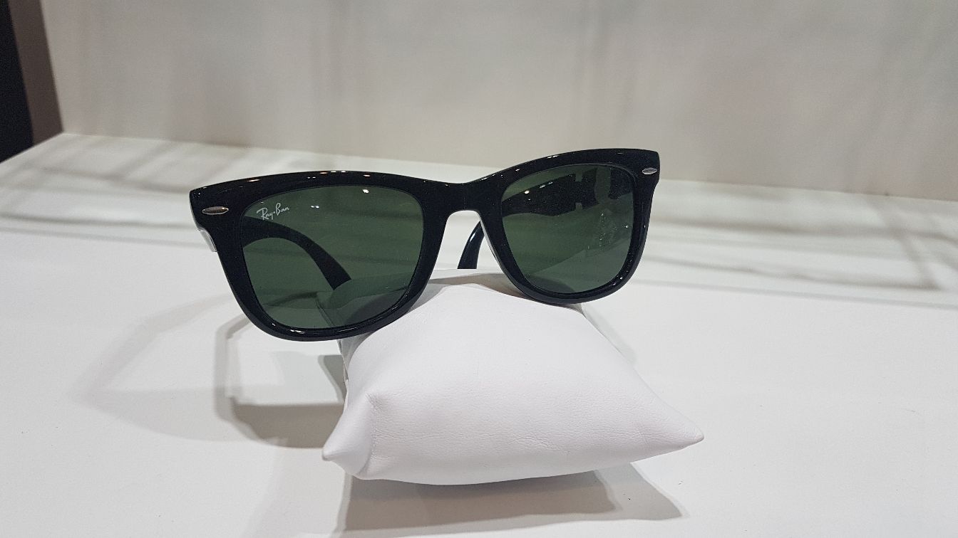 LUNETTES DE SOLEIL RAY BAN