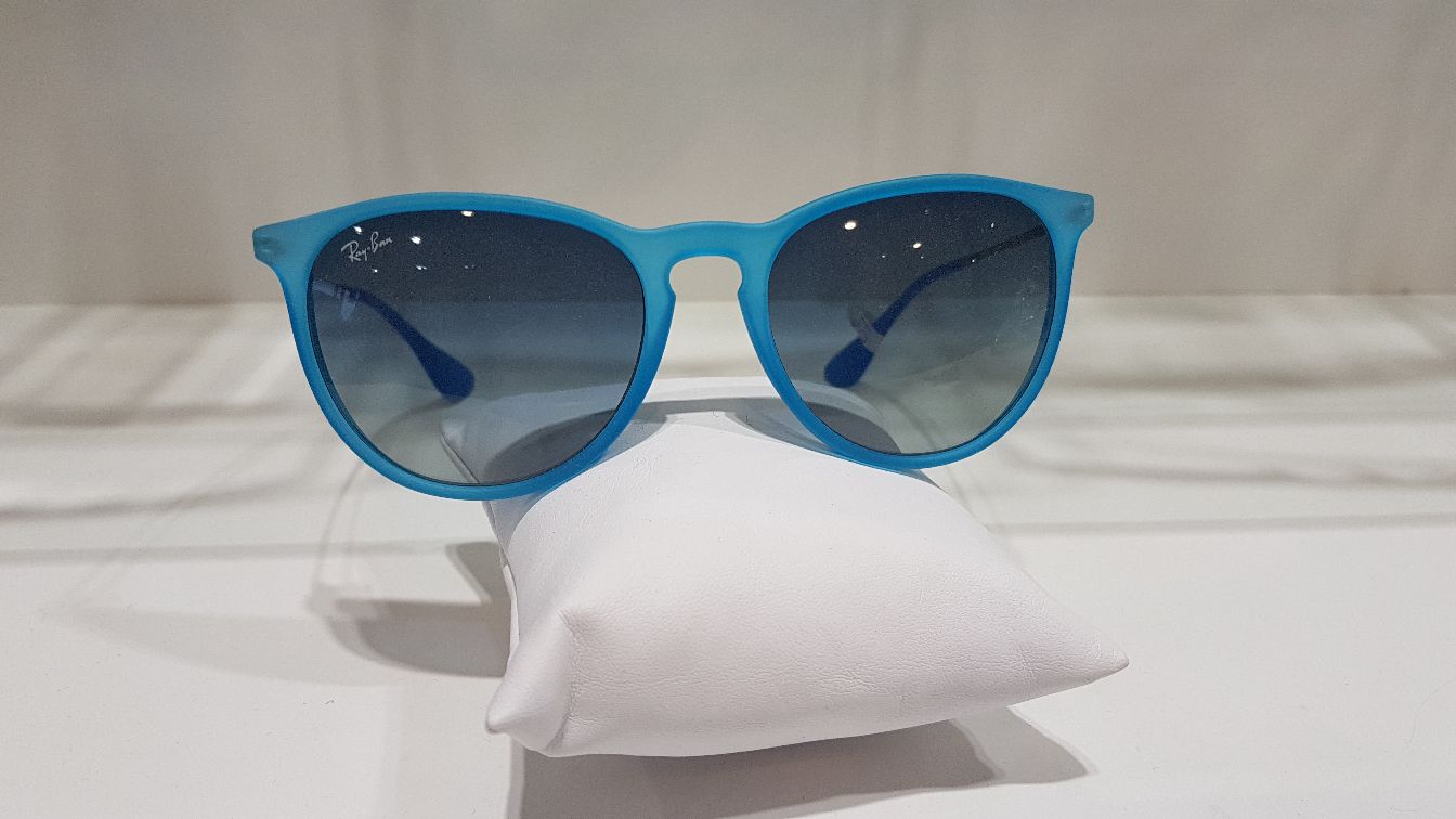 LUNETTES DE SOLEIL RAY BAN
