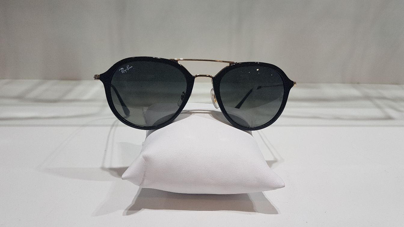 LUNETTES DE SOLEIL RAY BAN