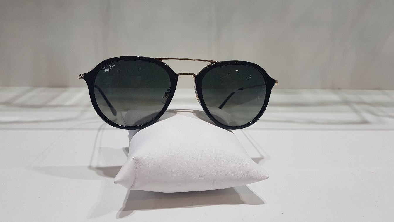 LUNETTES DE SOLEIL RAY BAN