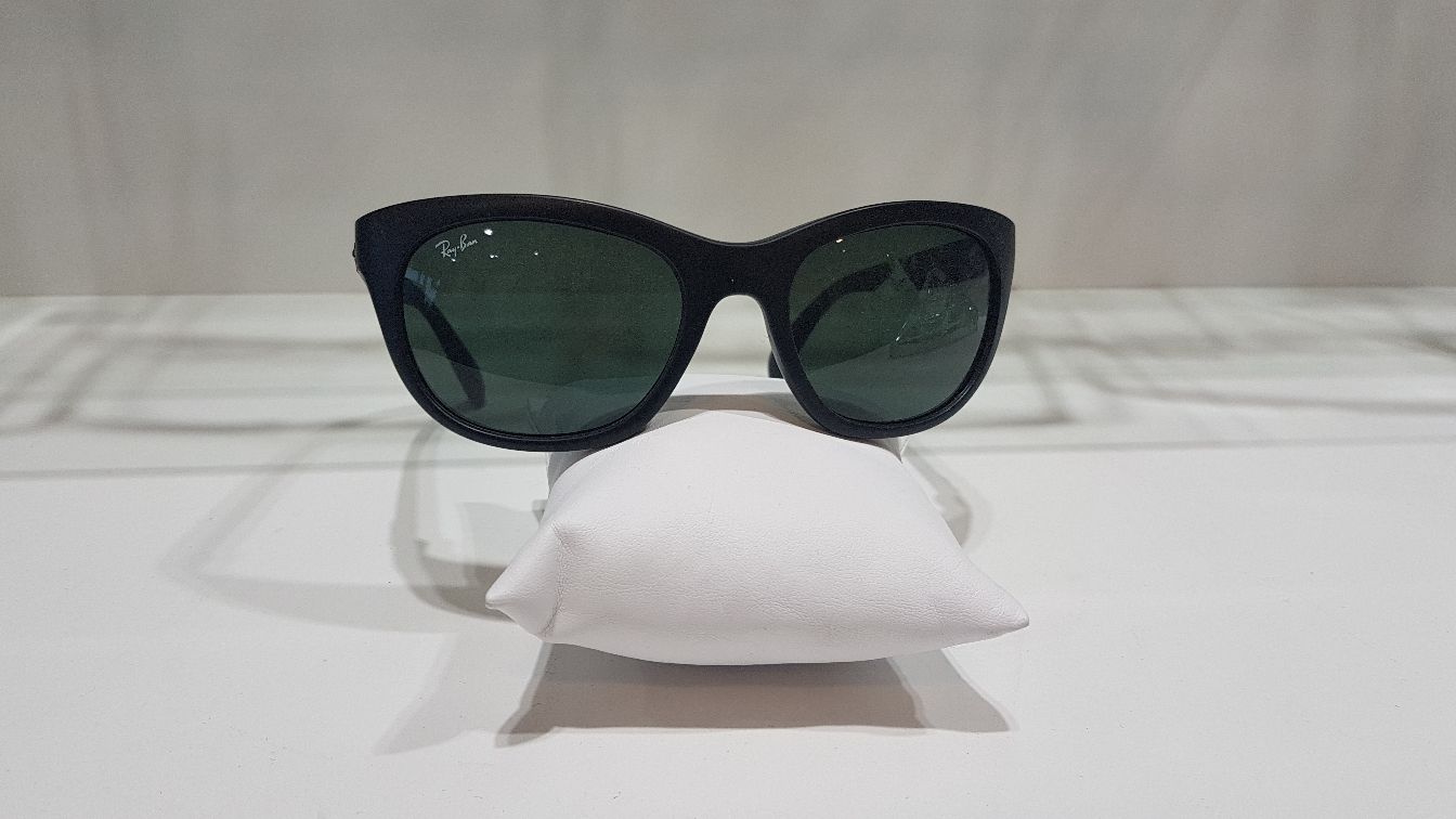 LUNETTES DE SOLEIL RAY BAN