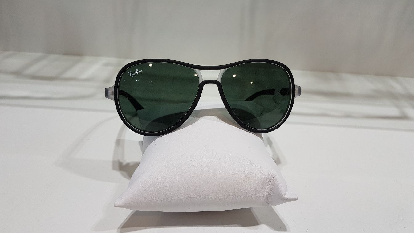 LUNETTES DE SOLEIL RAY BAN