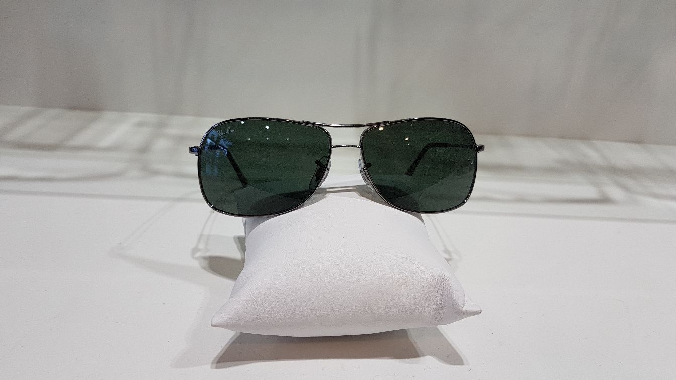 LUNETTES DE SOLEIL RAY BAN