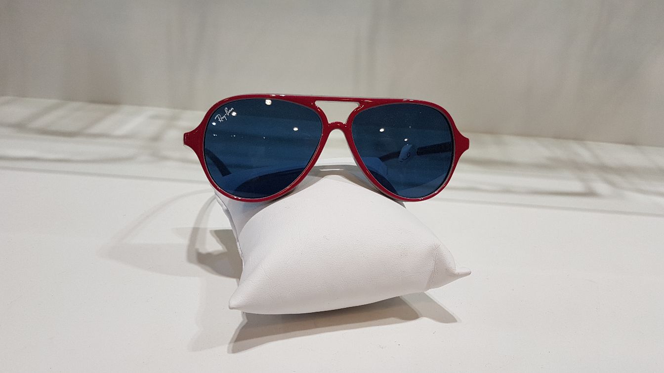 LUNETTES DE SOLEIL RAY BAN