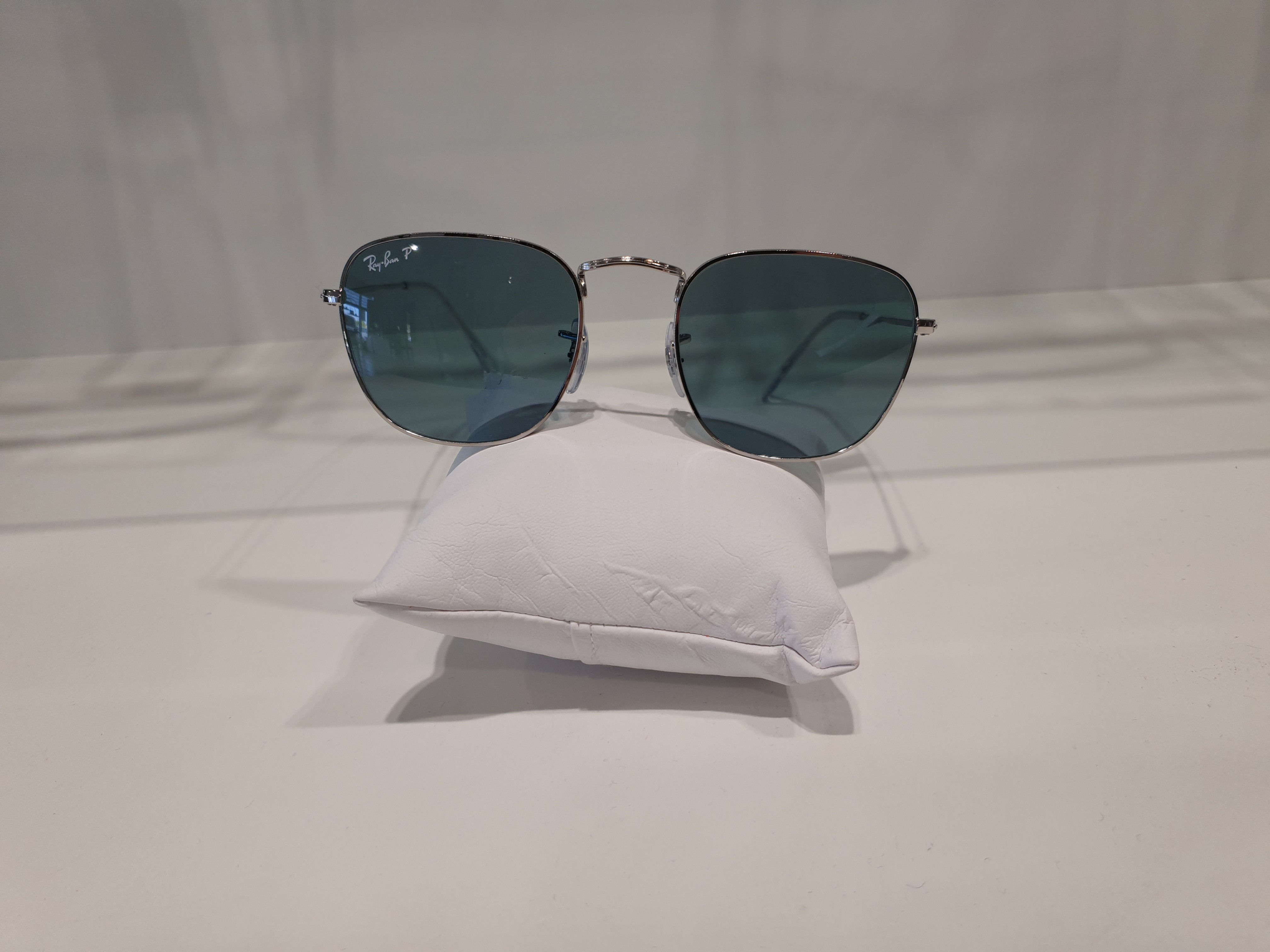 LUNETTES DE SOLEIL RAY BAN