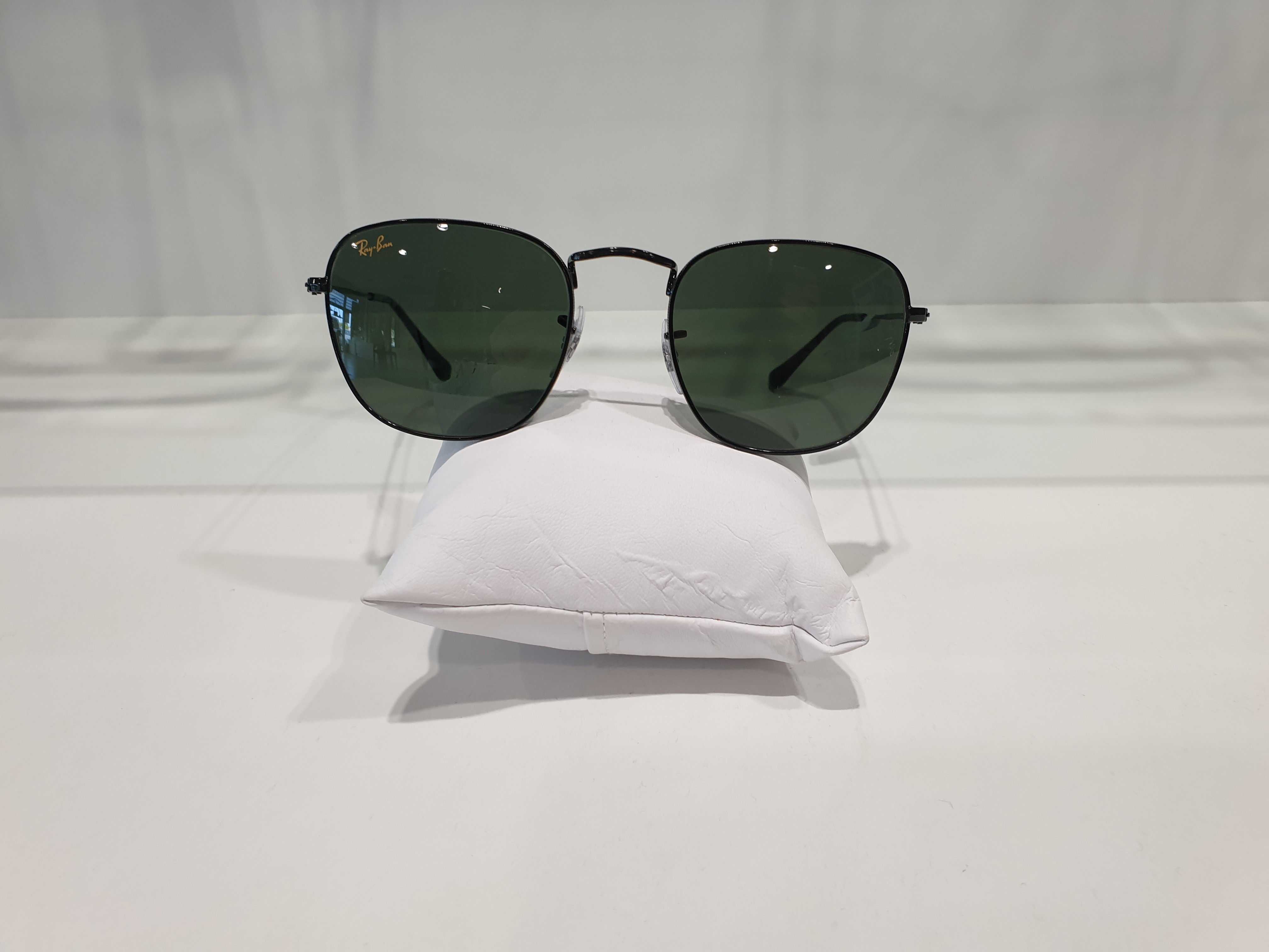 LUNETTES DE SOLEIL RAY BAN