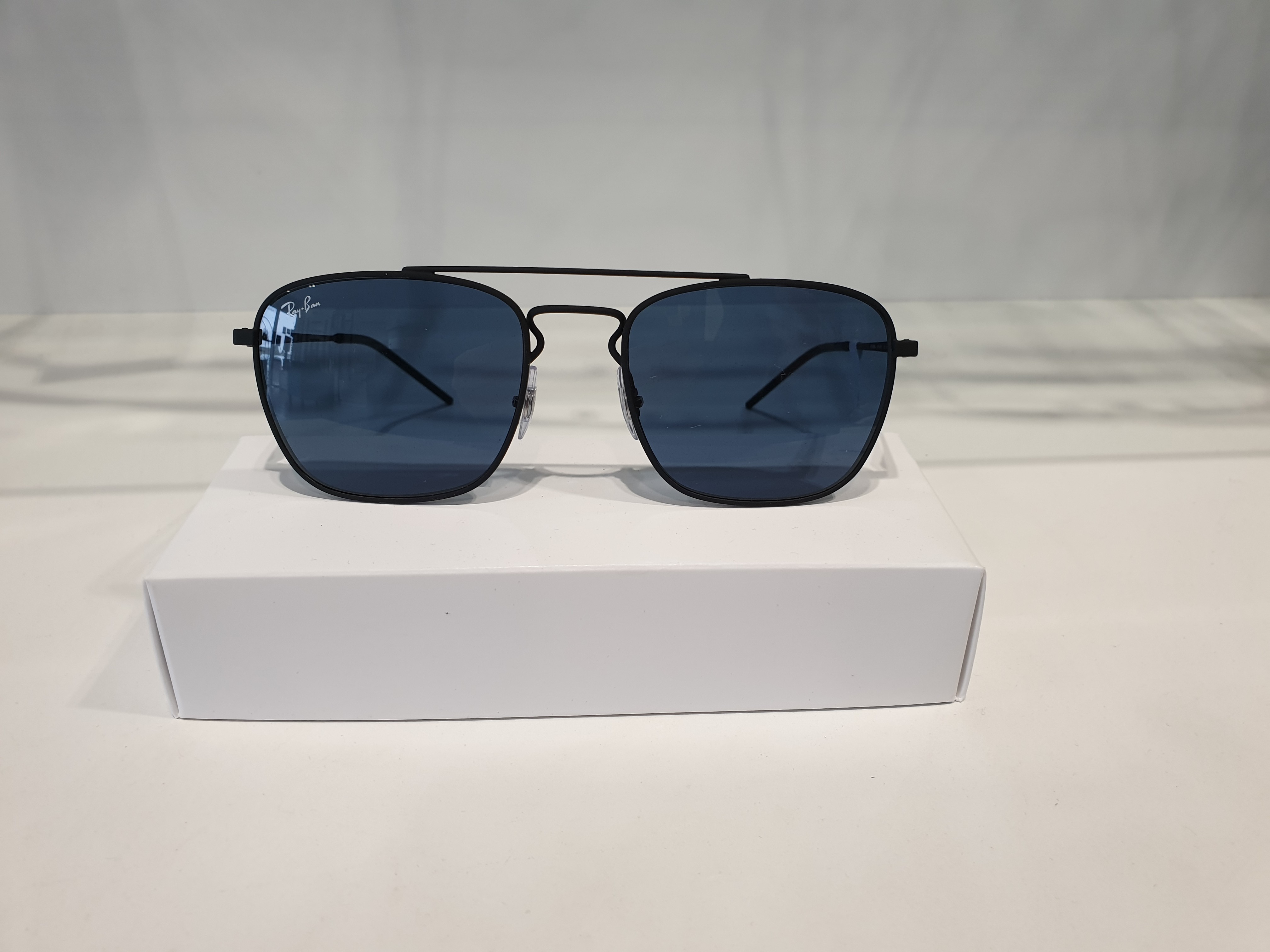 LUNETTES DE SOLEIL RAY BAN