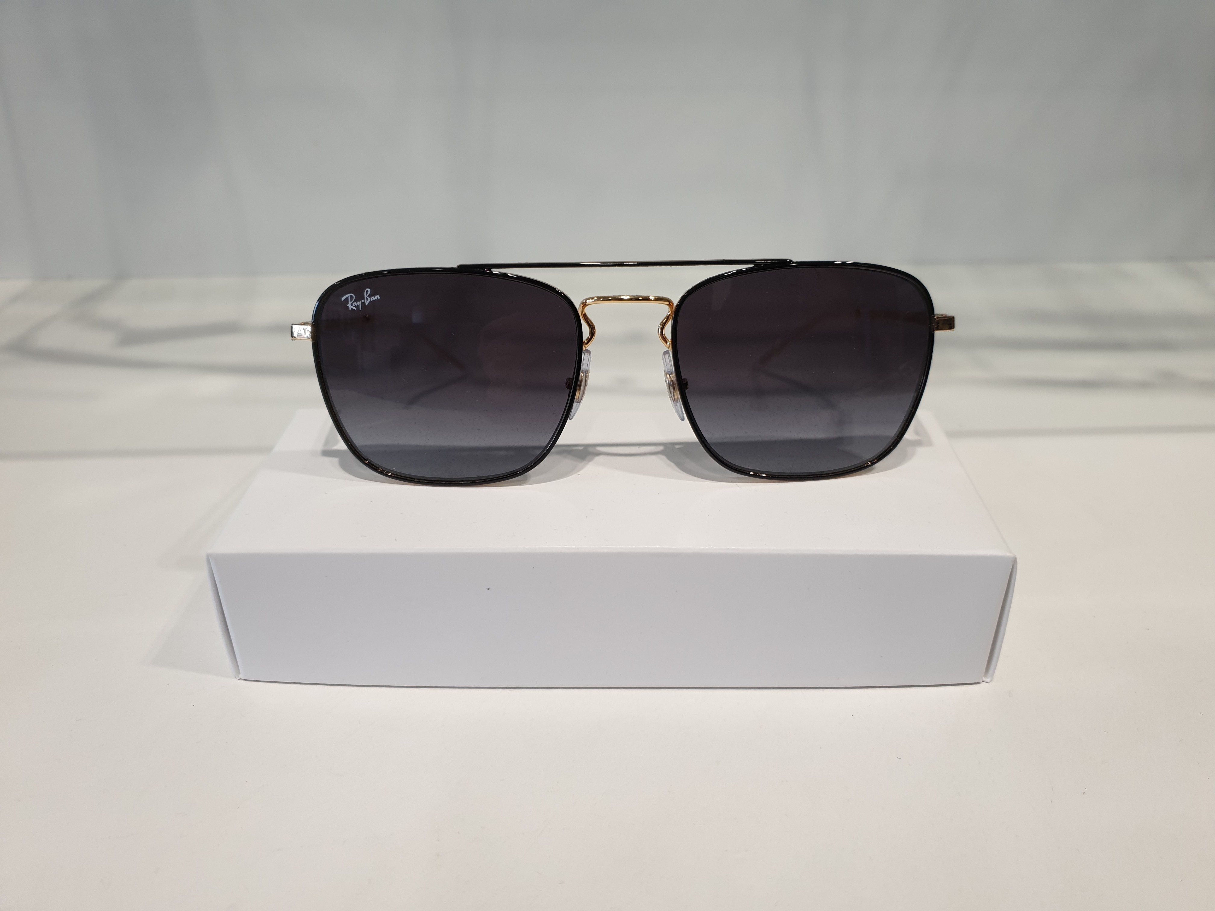 LUNETTES DE SOLEIL RAY BAN