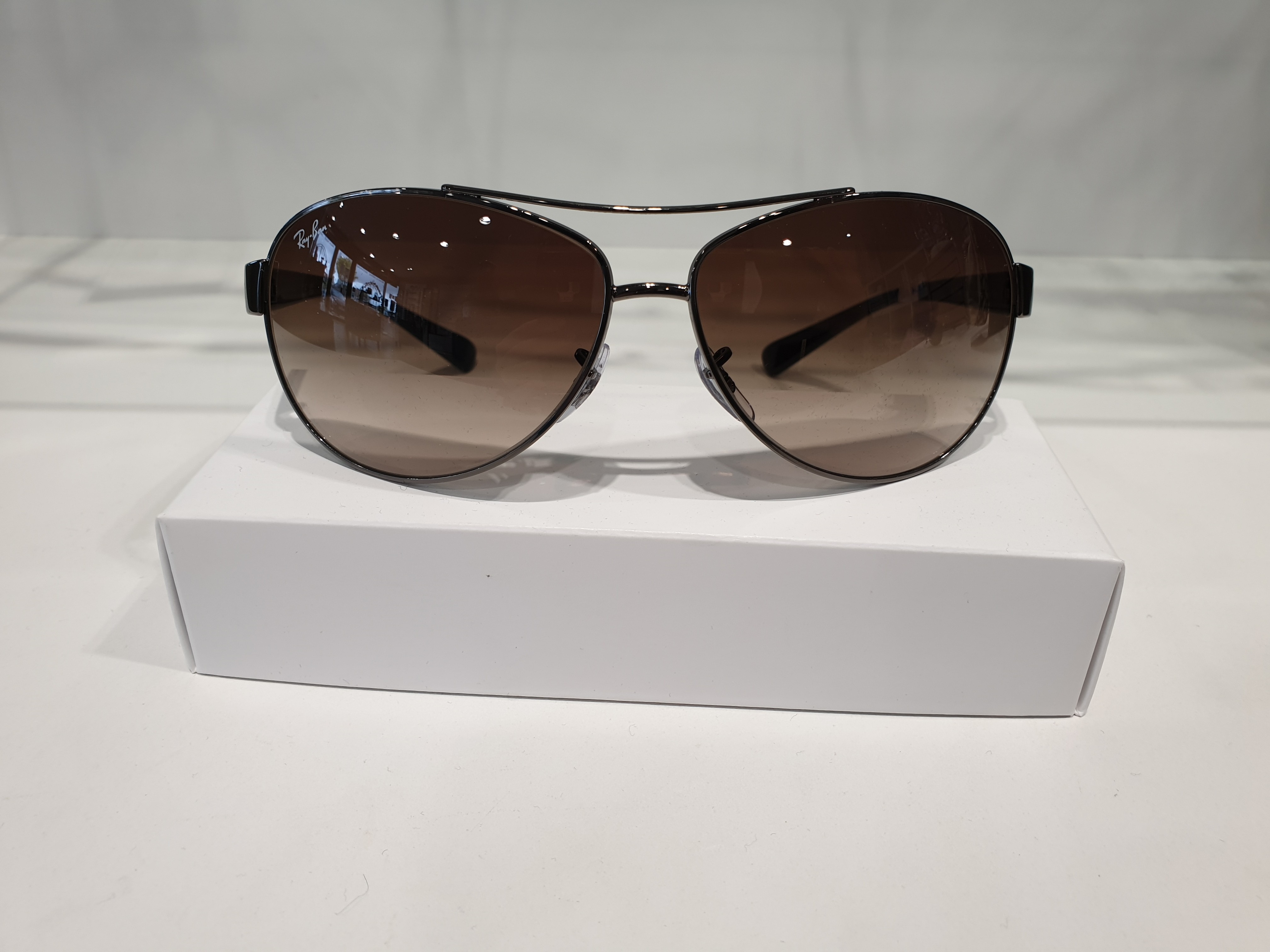 LUNETTES DE SOLEIL RAY BAN