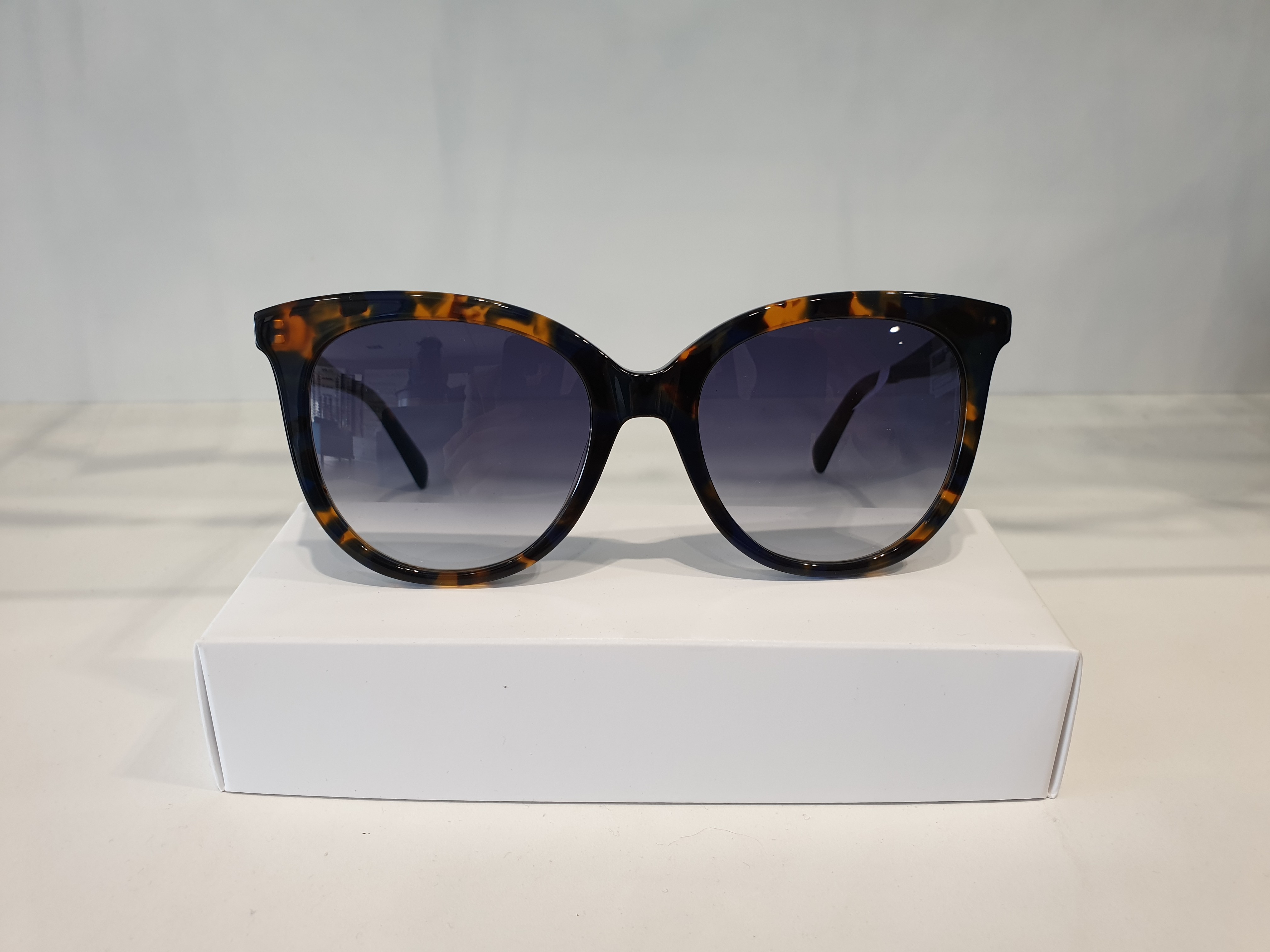 LUNETTES DE SOLEIL LONGCHAMP