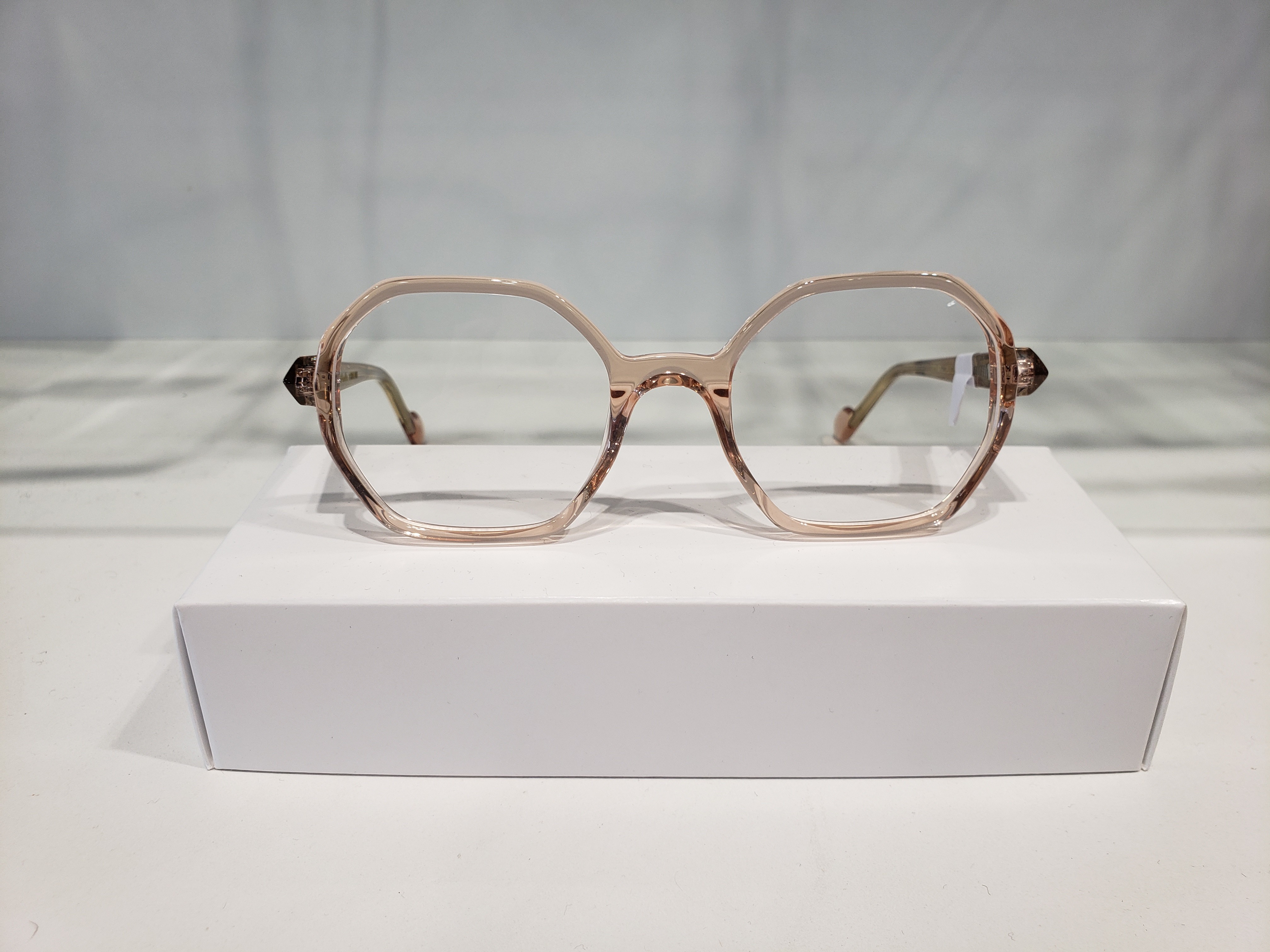 LUNETTES TETE A  LUNETTES