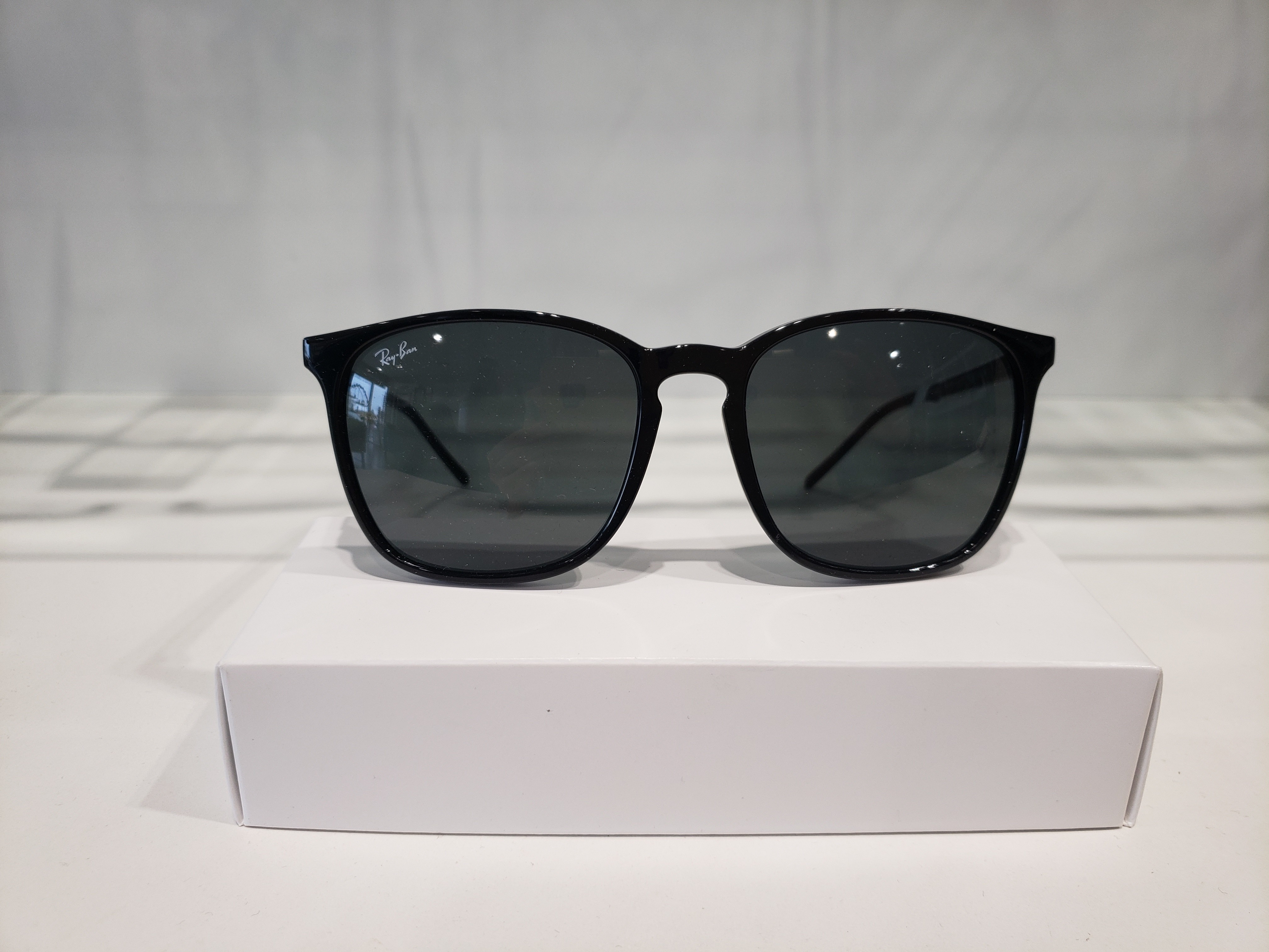 LUNETTES DE SOLEIL RAY BAN