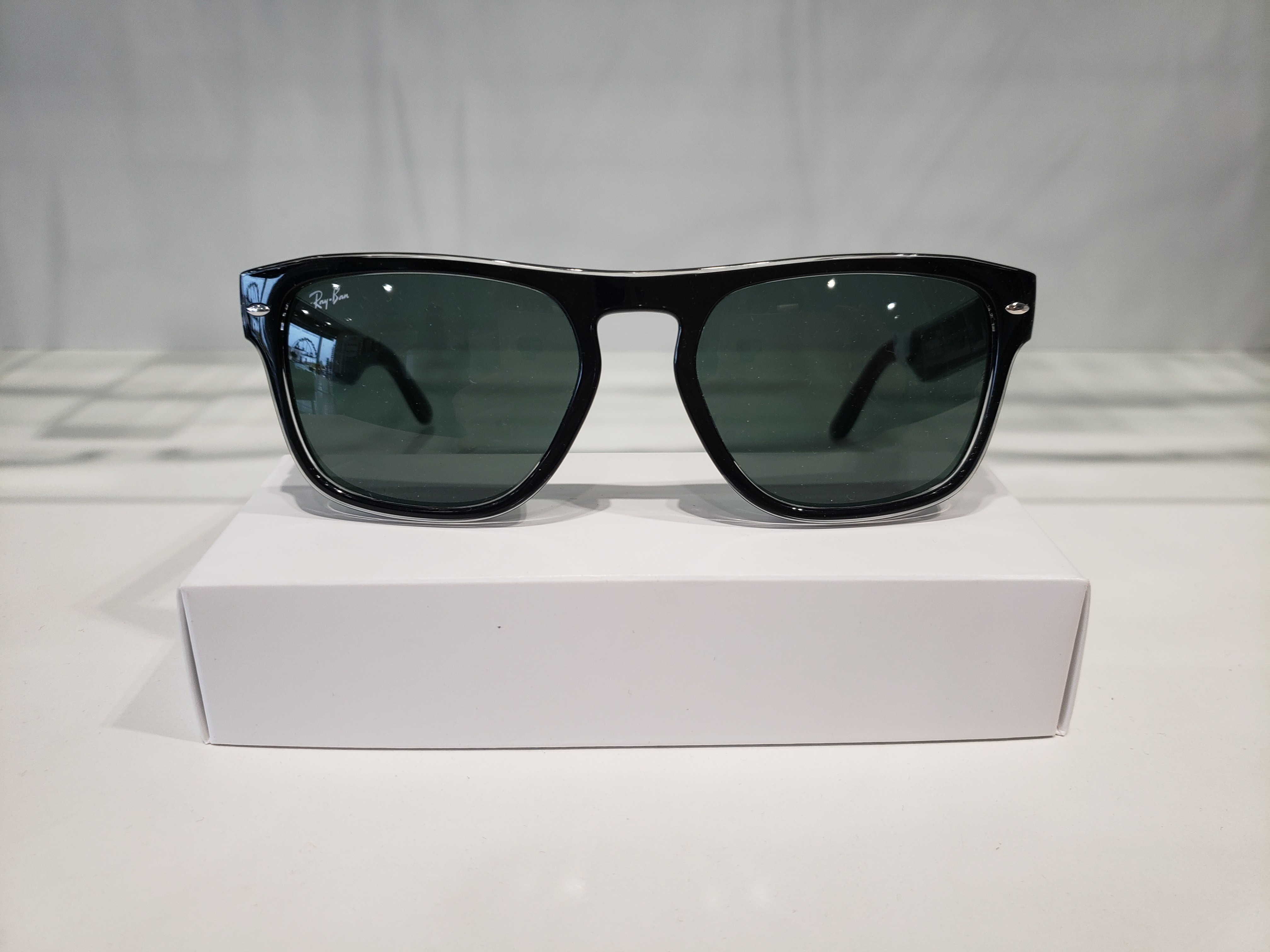 LUNETTES DE SOLEIL RAY BAN