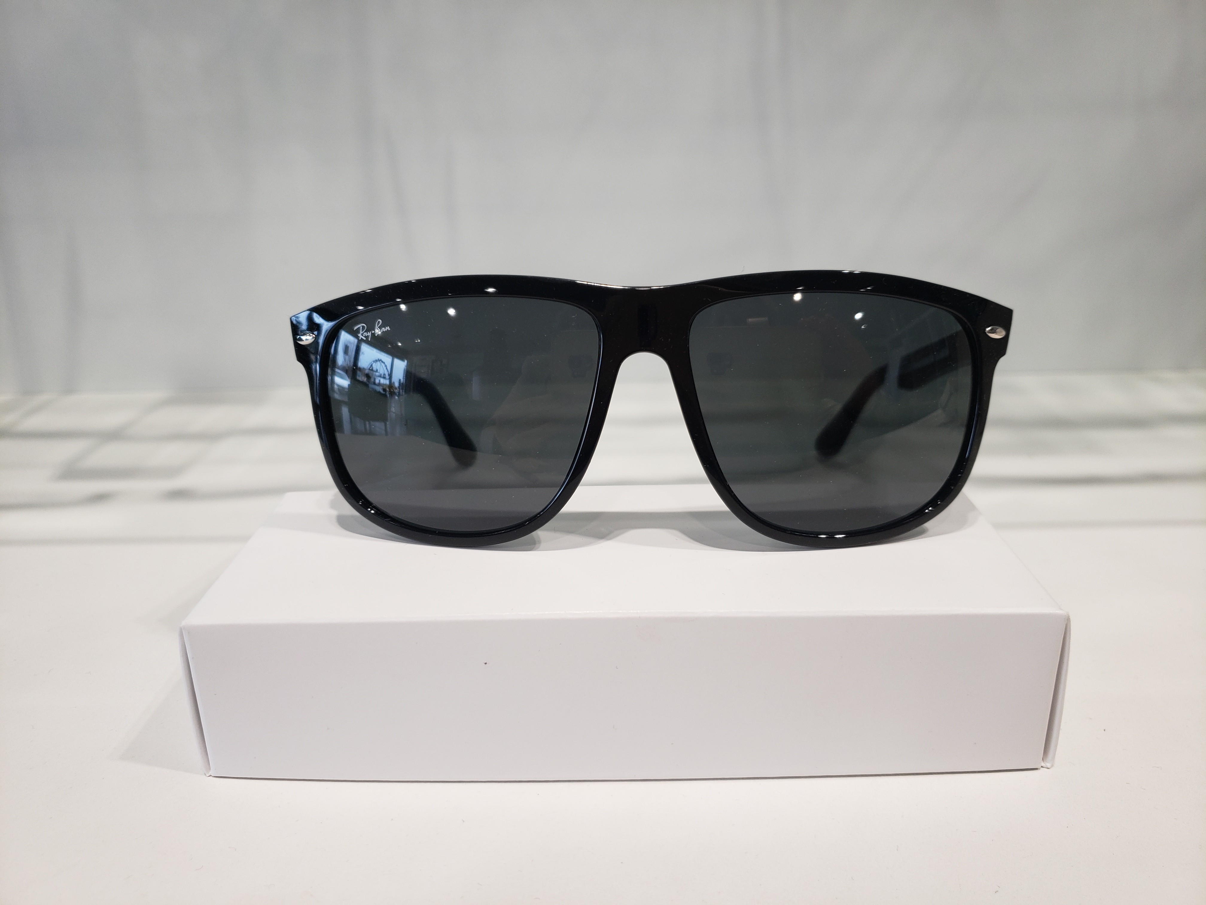 LUNETTES DE SOLEIL RAY BAN