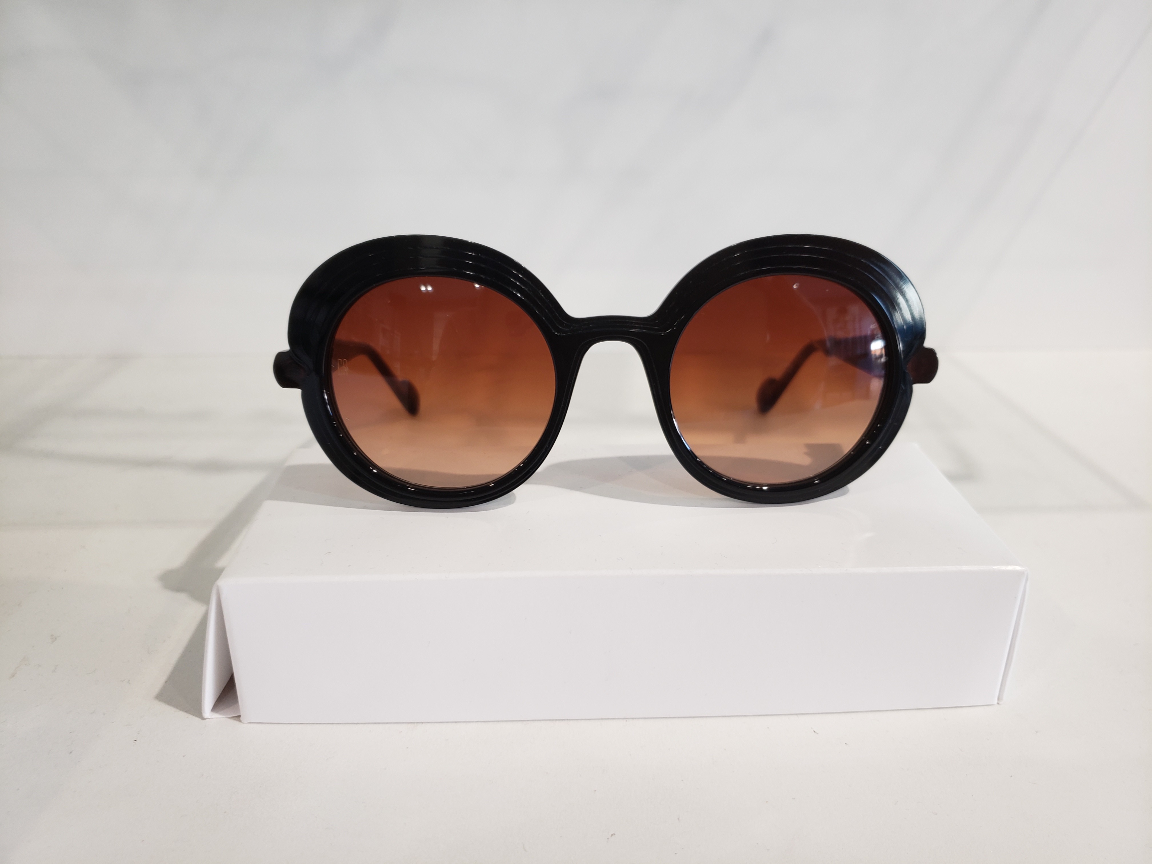 LUNETTES DE SOLEIL CAROLINE ABRAM