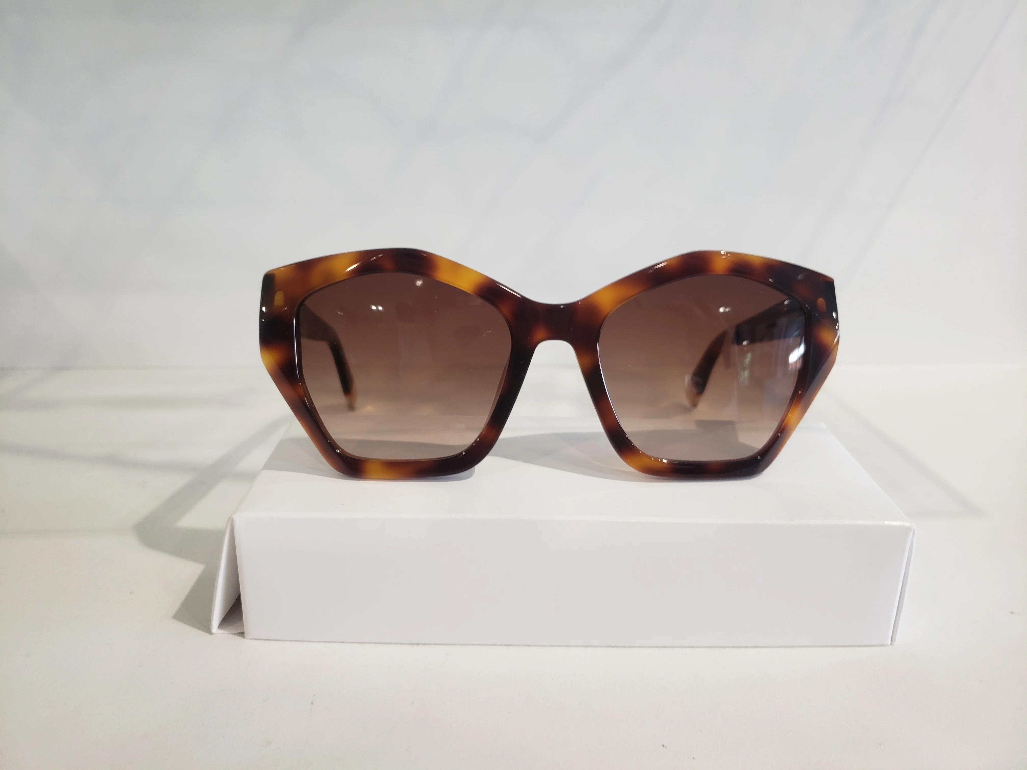 LUNETTES DE SOLEIL FURLA 