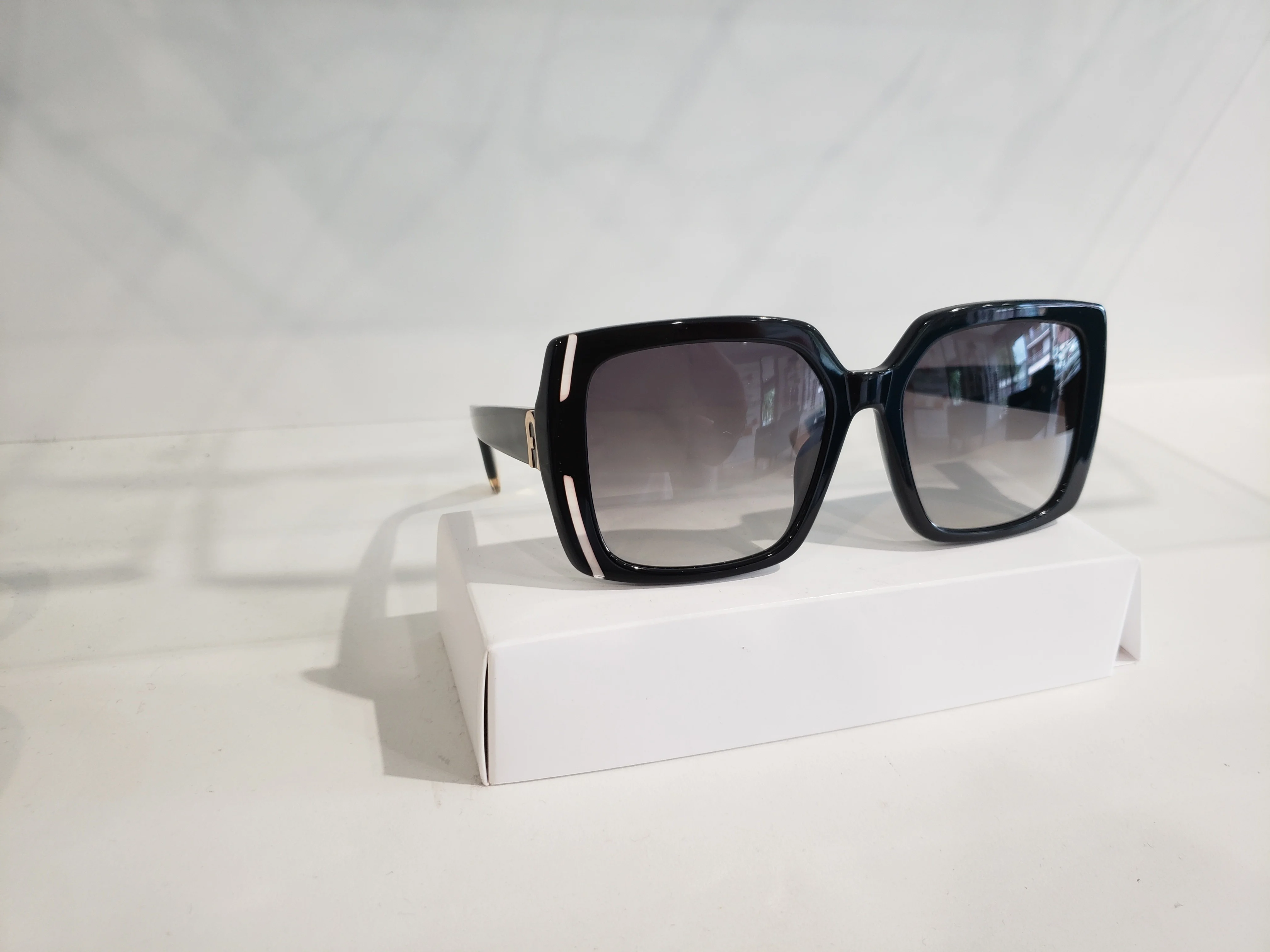 LUNETTES DE SOLEIL FURLA 
