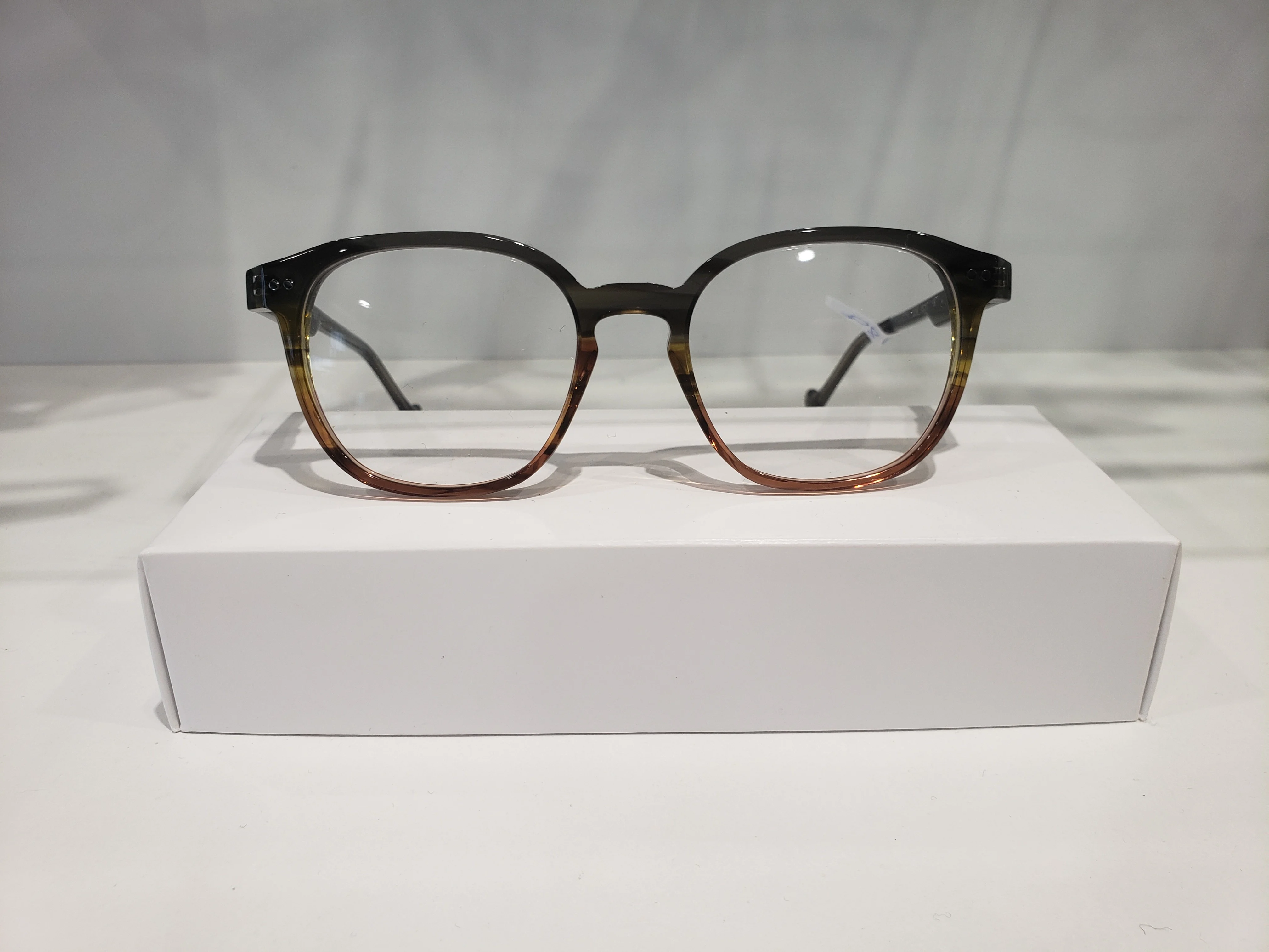 LUNETTES TÊTE À LUNETTES 