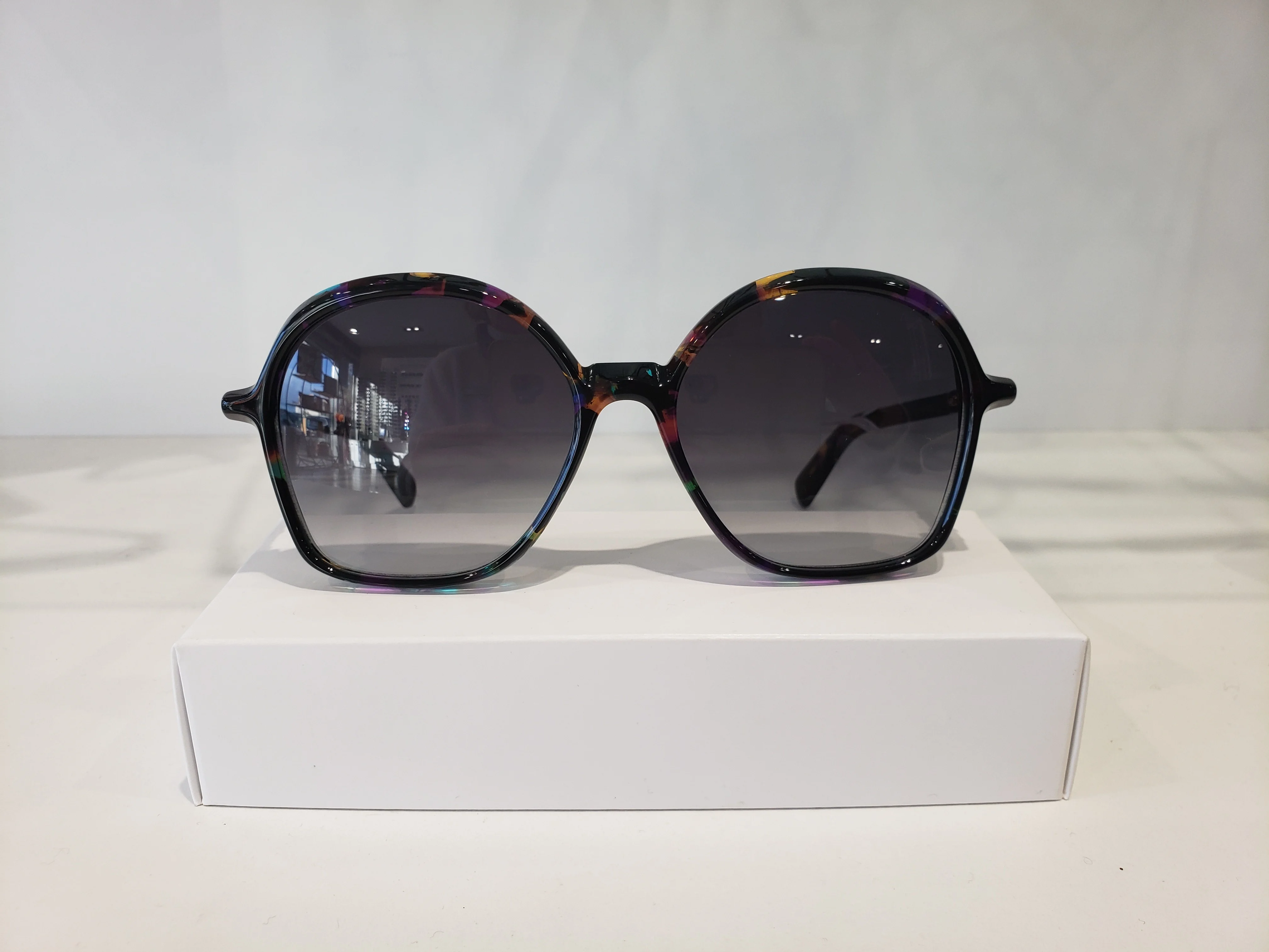 LUNETTES DE SOLEIL PAUL AND JOE 